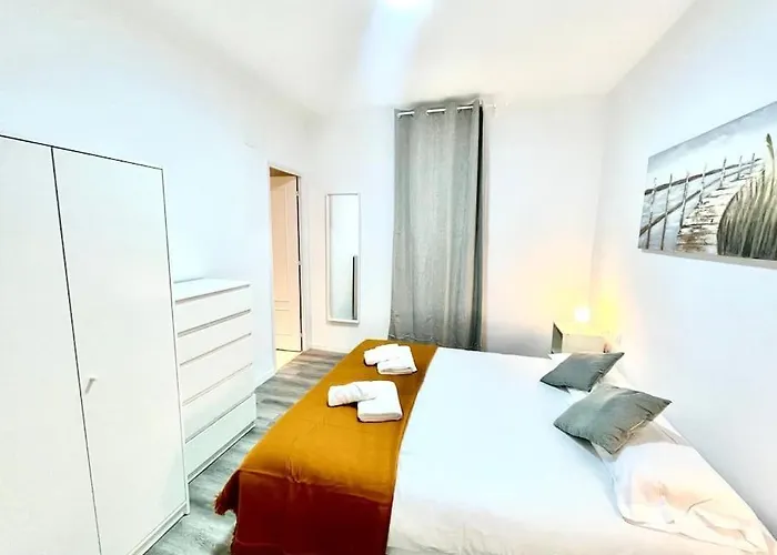 Apartment Seahomes Vacations - Centric *